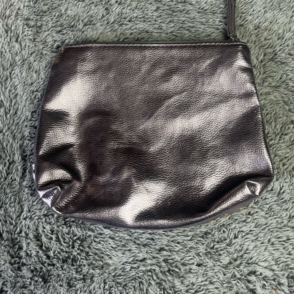 METALLIC LASER CUT COSMETICS MAKEUP BAG - Picture 2 of 5